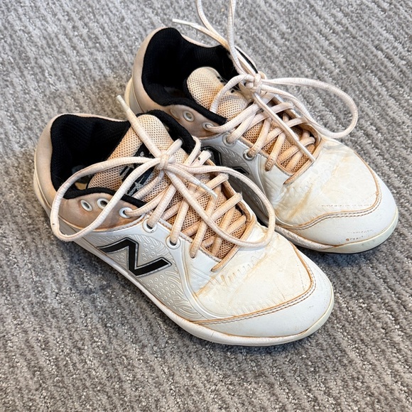 New Balance Other - New Balance baseball metal cleats